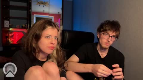 Philipp and Este online show from May 27, 1:57 am