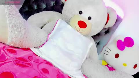 Maria Juliana online show from February 28, 11:03 am