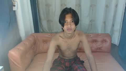 x_lee06 online show from February 20, 11:22 am