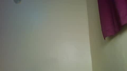 X melanine online show from April 3, 12:14 pm