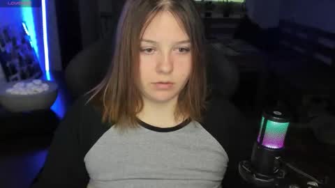 LOVE NERDS ONLY online show from September 18, 4:03 am