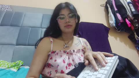 Snapshot of x_nyokoo chatting on February 26, 12:05 am My other accont x nyoko online show from February 26, 12:05 am