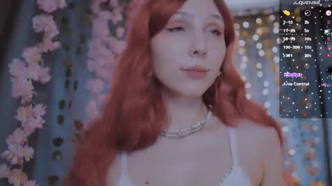 Snapshot of x_sexykitten666_x chatting on July 12, 4:20 pm Lucy online show from July 12, 4:20 pm