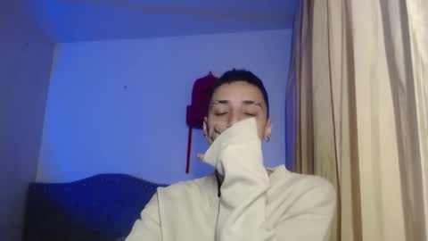 xalejo_max online show from October 16, 3:57 pm