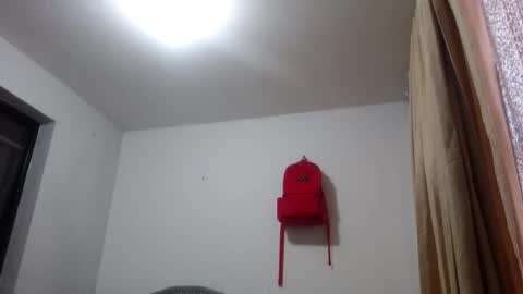 xalejo_max online show from October 19, 12:28 pm