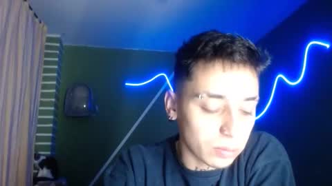 xalejo_max online show from December 21, 10:06 pm