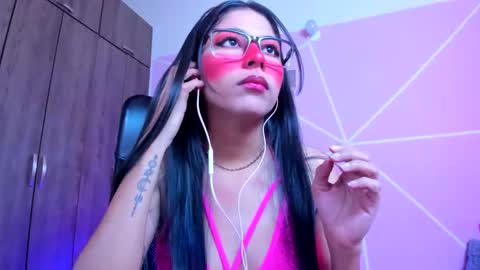 XALLYSONX online show from December 17, 12:00 pm