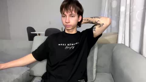 Snapshot of xamyu chatting on February 25, 5:19 am Xam online show from February 25, 5:19 am