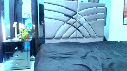 Snapshot of xanderstone00 chatting on May 26, 1:51 pm Xanderstone online show from May 26, 1:51 pm