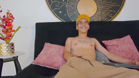 Andres online show from March 12, 10:05 pm