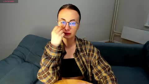 Alice online show from May 30, 3:31 pm