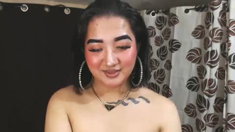 Nira   NOT INTO CHEAP GUYS  online show from January 14, 12:22 am