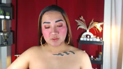 Nira   NOT INTO CHEAP GUYS  online show from September 10, 7:47 pm