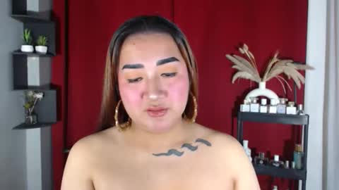 Nira   NOT INTO CHEAP GUYS  online show from September 25, 2:21 pm