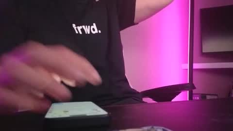 Snapshot of xburst chatting on February 17, 12:51 am xburst online show from February 17, 12:51 am