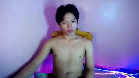 xcharls08 online show from July 9, 6:23 pm