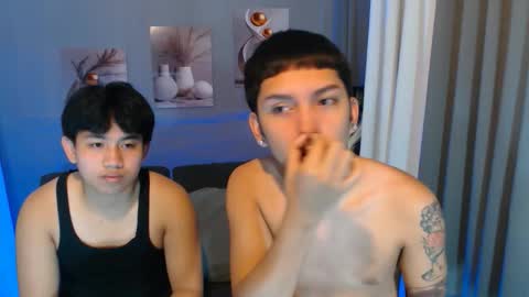 Snapshot of xcigbatecum chatting on March 4, 1:33 am Charlie online show from March 4, 1:33 am