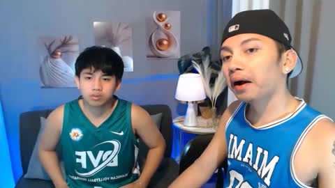 Snapshot of xcigbatecum chatting on March 6, 1:24 am Charlie online show from March 6, 1:24 am