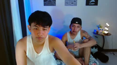 Snapshot of xcigbatecum chatting on June 22, 4:59 pm Charlie online show from June 22, 4:59 pm