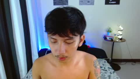 Snapshot of xcigbatecum chatting on June 27, 5:23 am Charlie online show from June 27, 5:23 am