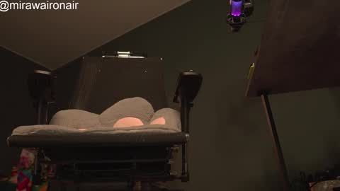 Snapshot of xcummingxsoonx chatting on February 18, 3:08 pm MIRA online show from February 18, 3:08 pm