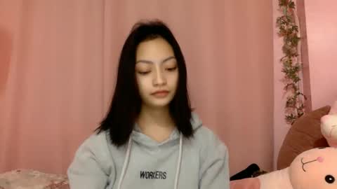 Sachi Cy online show from February 9, 1:25 pm