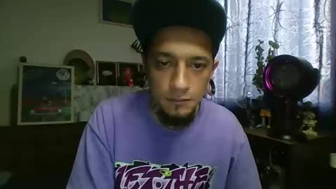Snapshot of xdantex19 chatting on April 20, 2:09 pm xdantex19 online show from April 20, 2:09 pm