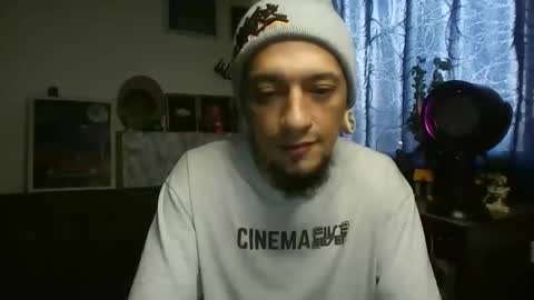 Snapshot of xdantex19 chatting on April 23, 2:52 pm xdantex19 online show from April 23, 2:52 pm