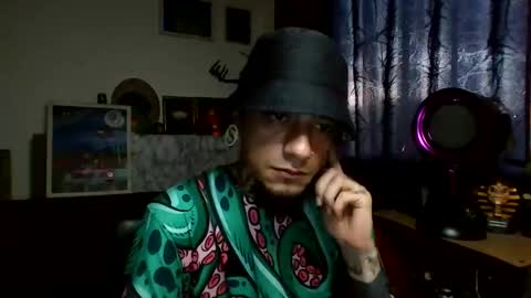 Snapshot of xdantex19 chatting on May 28, 10:40 pm xdantex19 online show from May 28, 10:40 pm