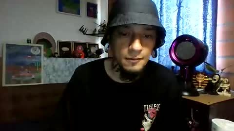 Snapshot of xdantex19 chatting on June 6, 2:11 pm xdantex19 online show from June 6, 2:11 pm
