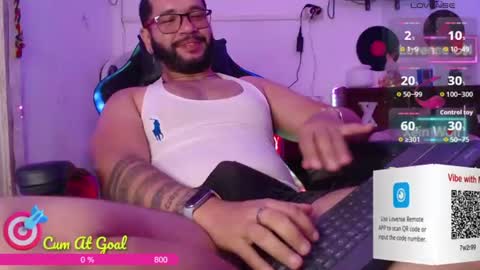 Xein Independent Model online show from July 18, 4:27 am