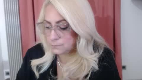 Elena online show from February 20, 9:43 am