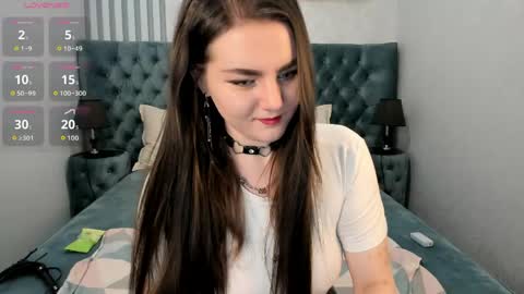 Snapshot of xenabev chatting on May 23, 1:59 pm xenabev online show from May 23, 1:59 pm