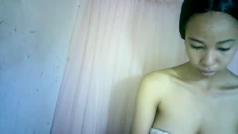 Snapshot of xenna610827 chatting on January 28, 2:53 am xenna610827 online show from January 28, 2:53 am