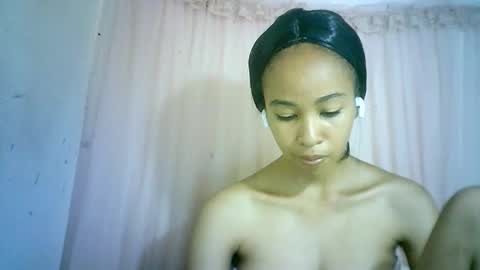 Snapshot of xenna610827 chatting on January 29, 7:22 pm xenna610827 online show from January 29, 7:22 pm