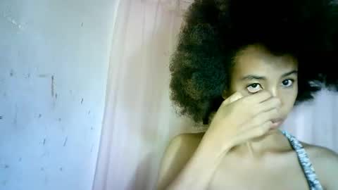 Snapshot of xenna610827 chatting on February 24, 2:58 pm xenna610827 online show from February 24, 2:58 pm