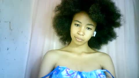 Snapshot of xenna610827 chatting on March 9, 5:49 pm xenna610827 online show from March 9, 5:49 pm