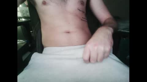 Snapshot of xgirthonlyx chatting on September 19, 7:14 pm xgirthonlyx online show from September 19, 7:14 pm