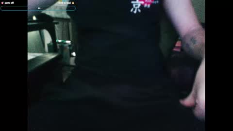 Snapshot of xgirthonlyx chatting on September 22, 4:42 pm xgirthonlyx online show from September 22, 4:42 pm