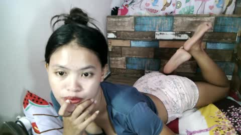 Snapshot of xgurlxlaloox chatting on April 19, 2:11 am xgurlxlaloox online show from April 19, 2:11 am
