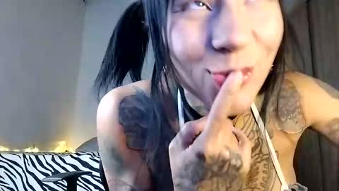 Snapshot of xialexbordeous chatting on February 26, 8:00 pm Samara online show from February 26, 8:00 pm