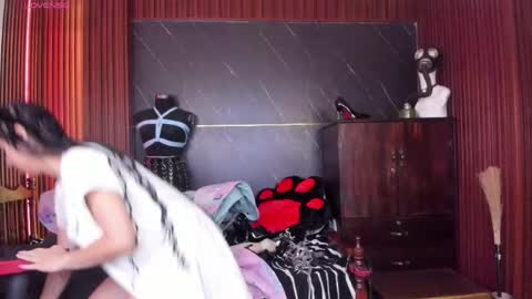 XiaQueen   I M online show from April 17, 11:57 am