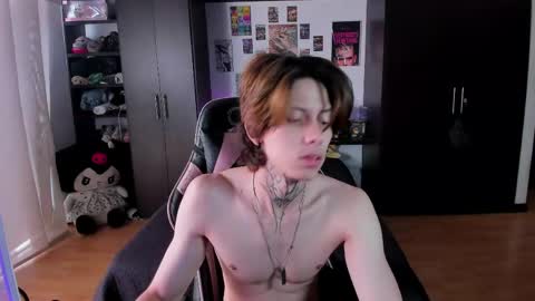 xIce Boy online show from April 13, 1:05 pm