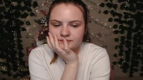 Snapshot of xilana chatting on December 19, 10:34 am Lina online show from December 19, 10:34 am