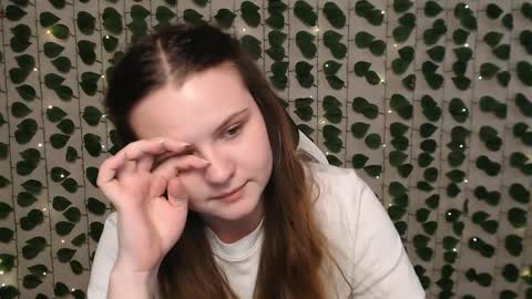Snapshot of xilana chatting on January 13, 7:21 am Lina online show from January 13, 7:21 am