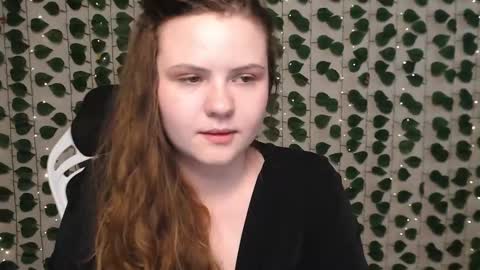 Snapshot of xilana chatting on January 25, 7:17 am Lina online show from January 25, 7:17 am
