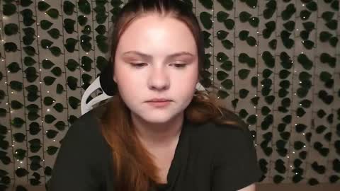 Snapshot of xilana chatting on February 11, 4:11 am Lina online show from February 11, 4:11 am