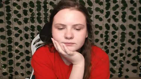 Snapshot of xilana chatting on February 13, 7:24 am Lina online show from February 13, 7:24 am
