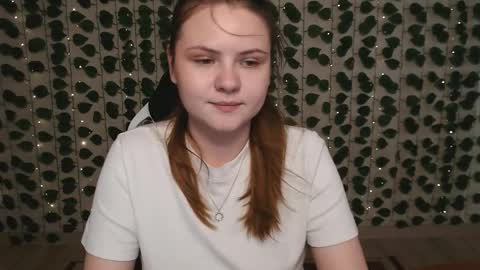 Snapshot of xilana chatting on February 23, 7:11 am Lina online show from February 23, 7:11 am