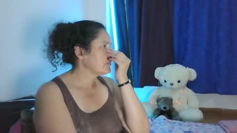 Snapshot of xime5144838 chatting on December 24, 4:33 am Ximena online show from December 24, 4:33 am